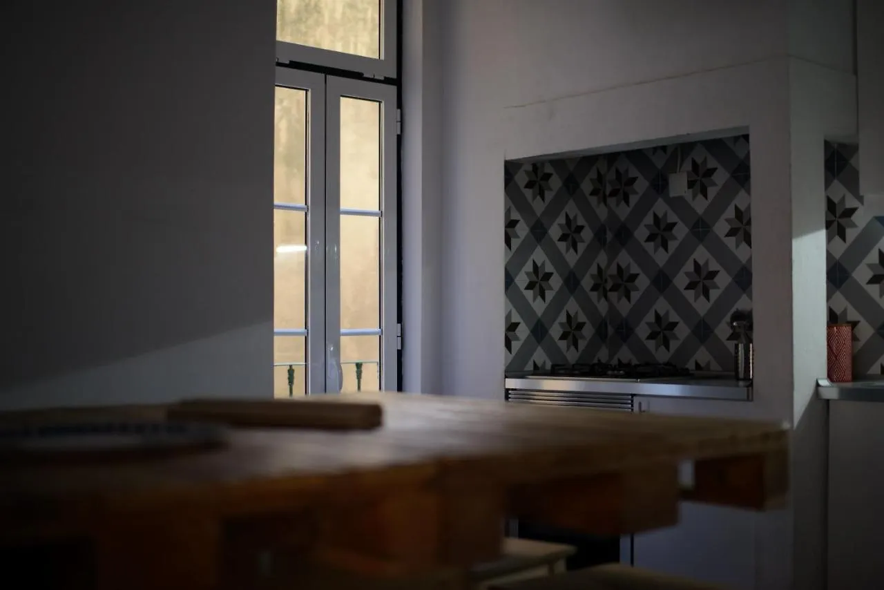 The Blue House - Saint Pauls Apartment Lisbon
