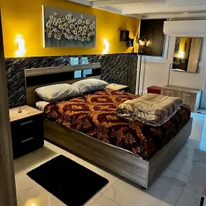 Cute Penthouse Appartamento Marsaskala