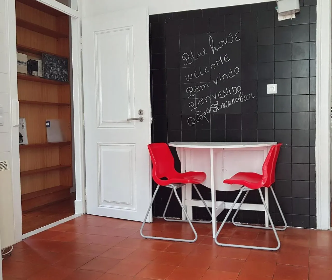 The Blue House - Saint Pauls Apartment Lisbon